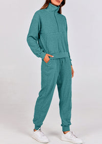 Two piece long sleeved half zip pullover sweatshirt, sports pants, casual set