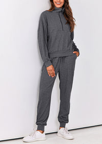 Two piece long sleeved half zip pullover sweatshirt, sports pants, casual set