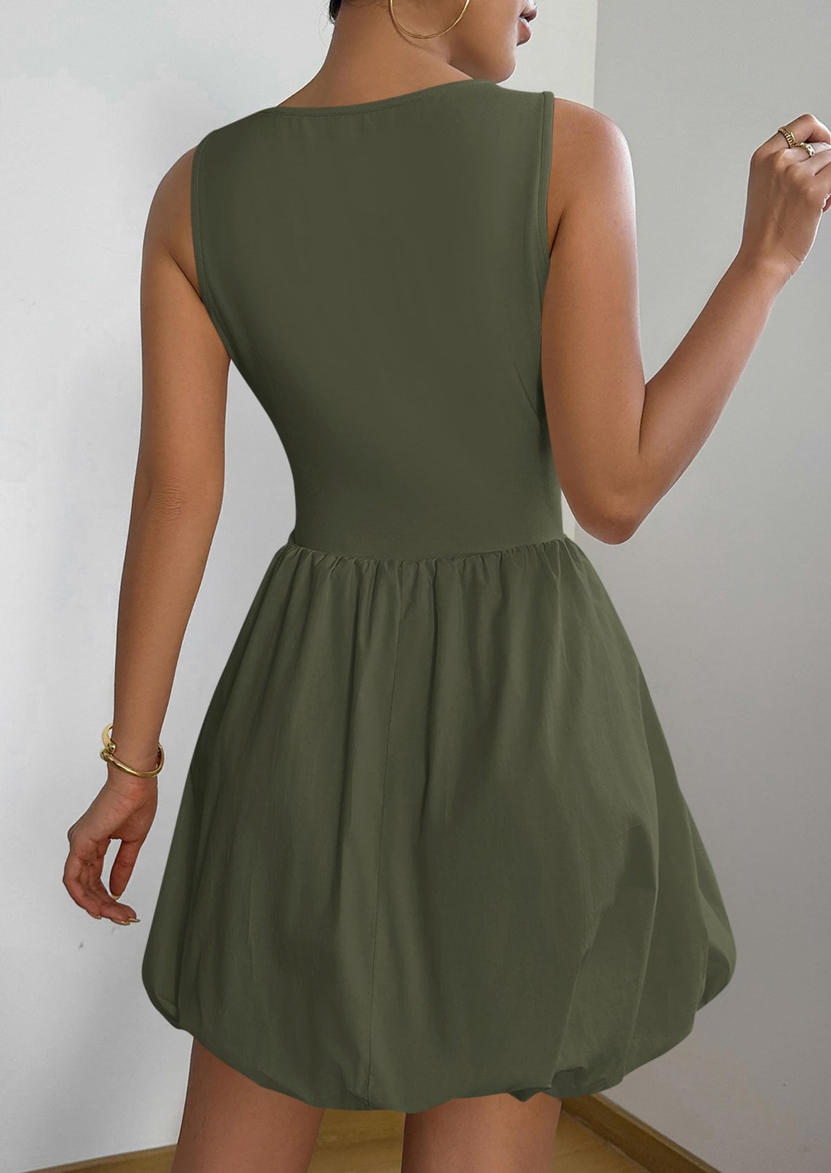 Casual Sleeveless Tank Mini Short Dress Crew Neck Bubble Dress with Pockets