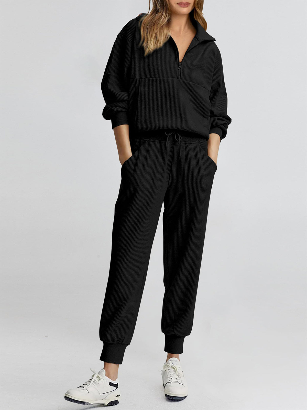 Two piece long sleeved half zip pullover sweatshirt, sports pants, casual set