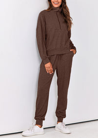 Two piece long sleeved half zip pullover sweatshirt, sports pants, casual set