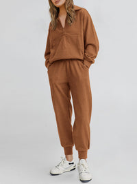 Two piece long sleeved half zip pullover sweatshirt, sports pants, casual set