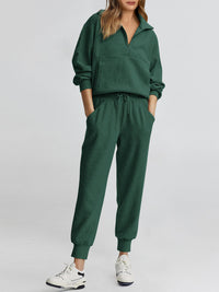 Two piece long sleeved half zip pullover sweatshirt, sports pants, casual set