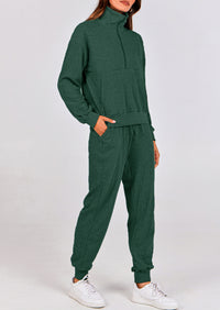 Two piece long sleeved half zip pullover sweatshirt, sports pants, casual set