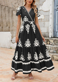Casual V Neck Boho Flowy A-line Bell Sleeve Tiered Floral Maxi Dresses with Pocket