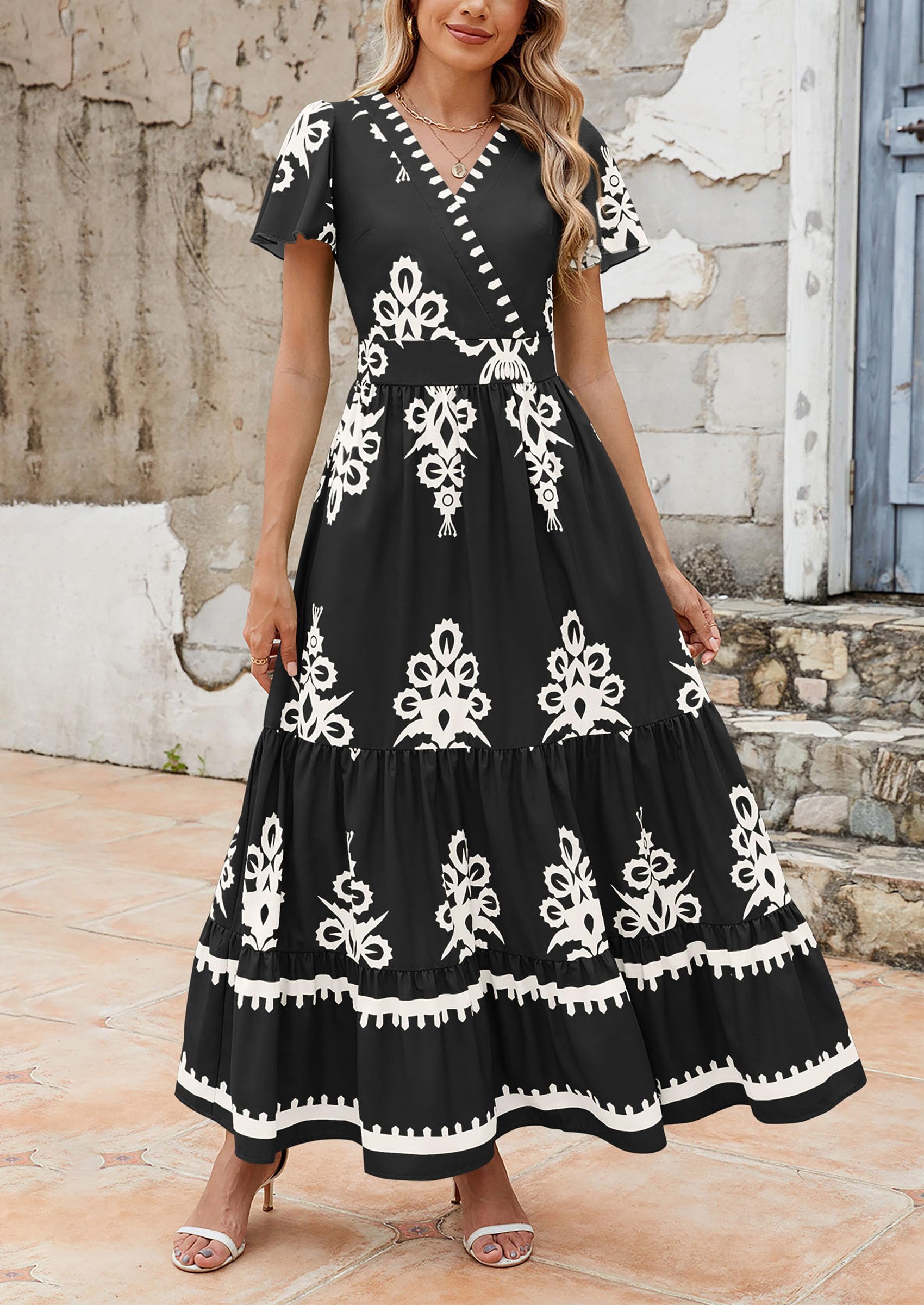PRETTYGARDEN Floral Casual V neck Bohemian Maxi Dress with Pocket