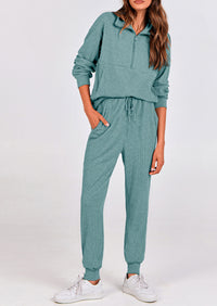 Two piece long sleeved half zip pullover sweatshirt, sports pants, casual set