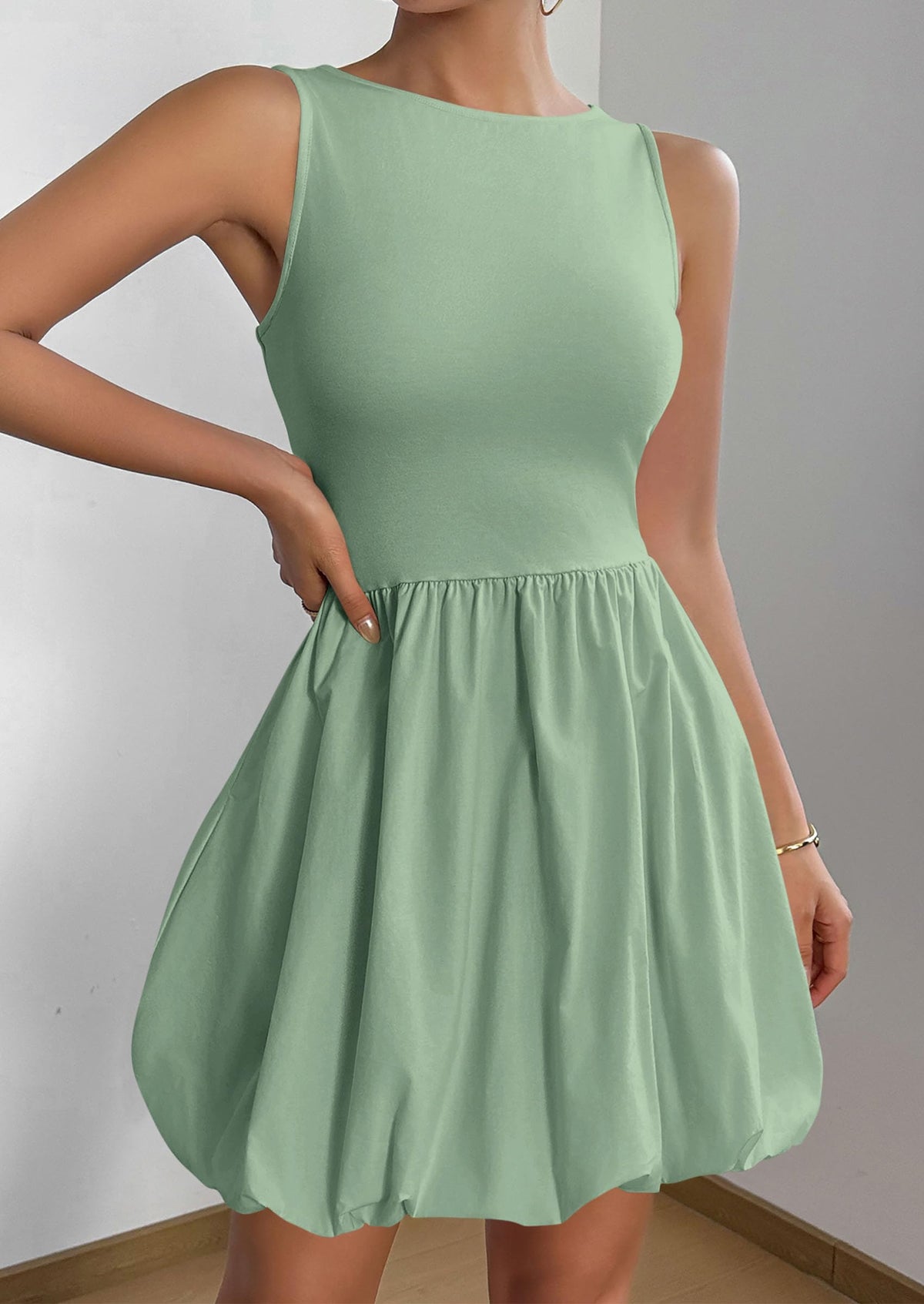 Casual Sleeveless Tank Mini Short Dress Crew Neck Bubble Dress with Pockets