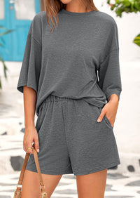 Short Sleeved Top And Casual Shorts 2-Piece Set With Pockets