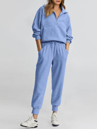 Two piece long sleeved half zip pullover sweatshirt, sports pants, casual set