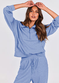 Two piece long sleeved half zip pullover sweatshirt, sports pants, casual set