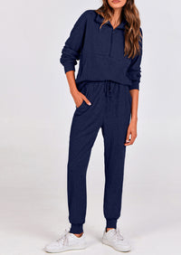 Two piece long sleeved half zip pullover sweatshirt, sports pants, casual set