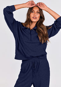 Two piece long sleeved half zip pullover sweatshirt, sports pants, casual set