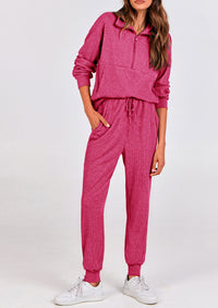 Two piece long sleeved half zip pullover sweatshirt, sports pants, casual set