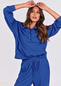 Two piece long sleeved half zip pullover sweatshirt, sports pants, casual set
