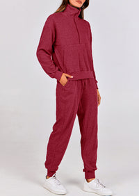 Two piece long sleeved half zip pullover sweatshirt, sports pants, casual set